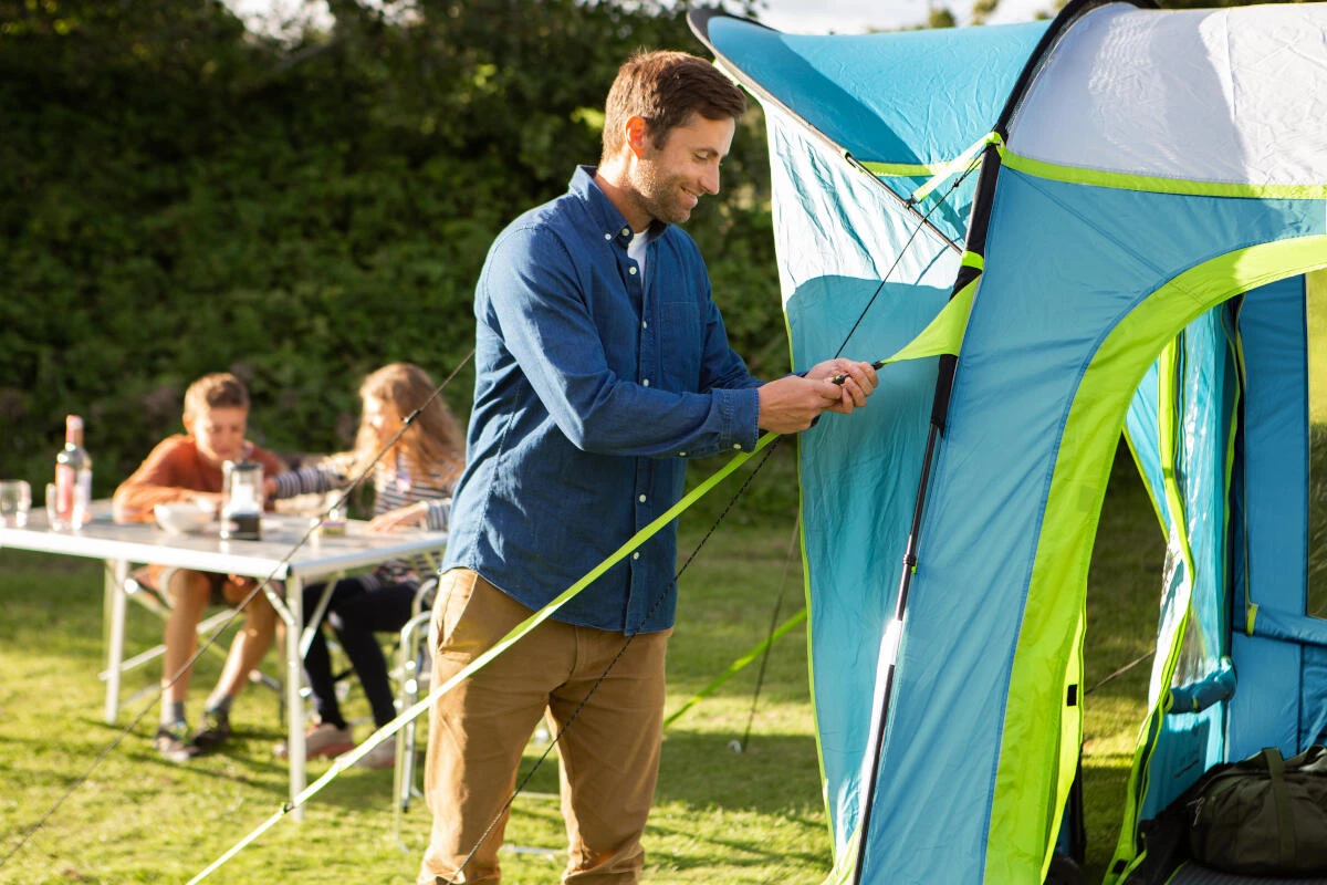 Coleman Castle Pines 4 BlackOut Tent - Image 7